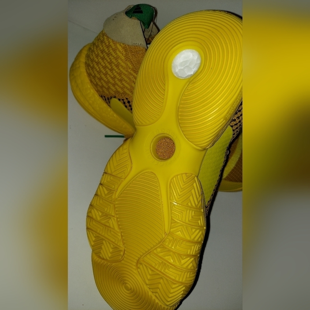 Shoes Trae Young 2 New!!      ✨  WELCOME OFFERS ✨ - Picture 2 of 7